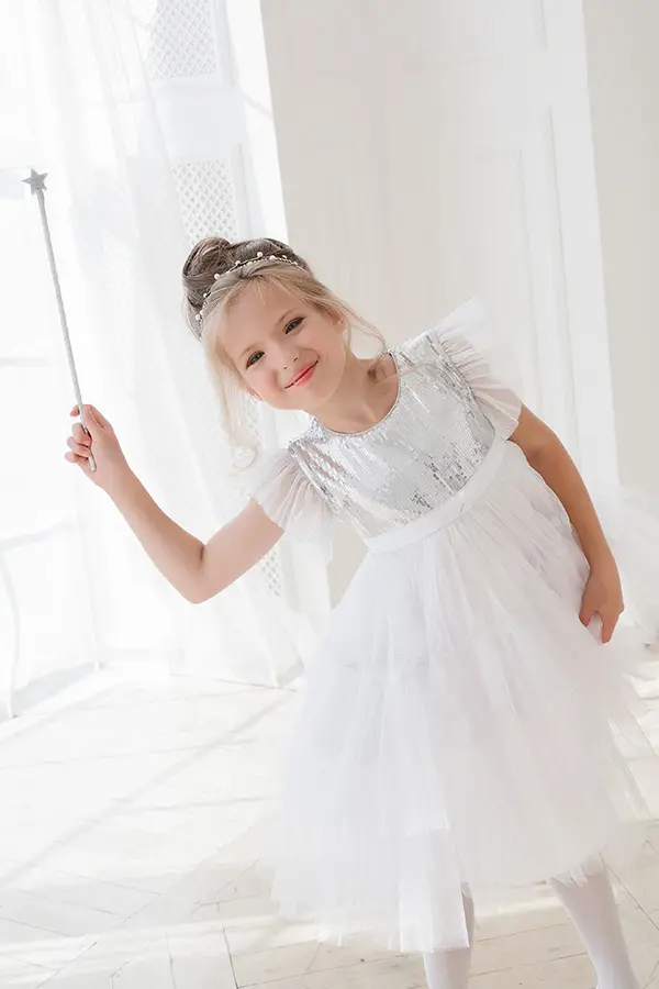 Одежда для праздника Платье "Белый лебедь" - фото