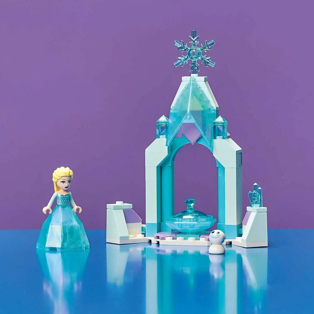 Disney Princess Двор замка Эльзы - фото