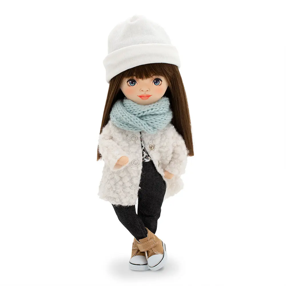 Кукла Sophie в белой шубке - фото
