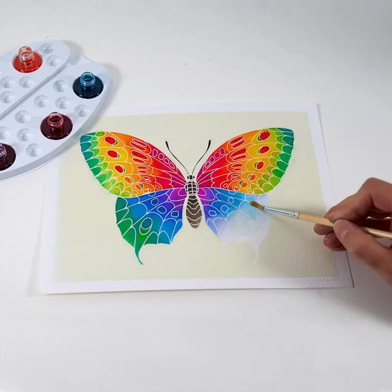 Акварельная раскраска "Бабочка" - фото