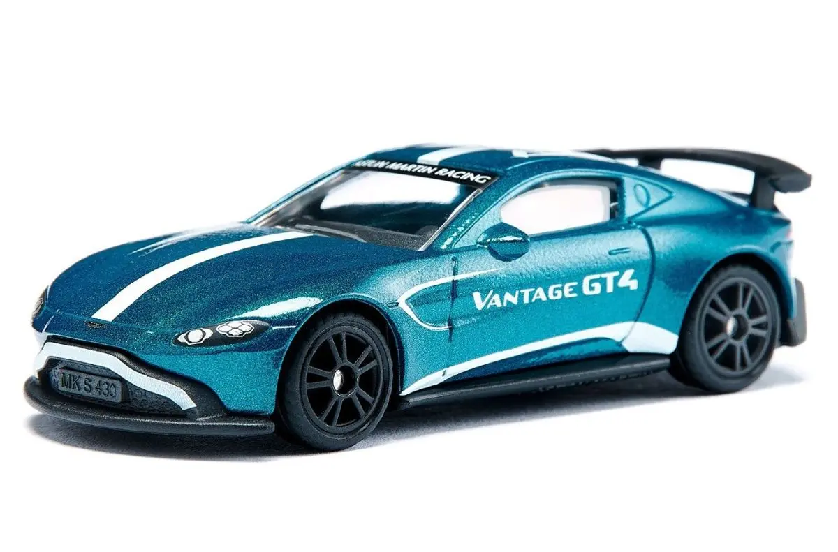 Машина Aston Martin Vantage GT4 - фото