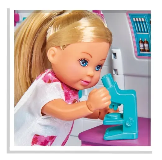 Кукла Еви "Мобильный доктор" - фото