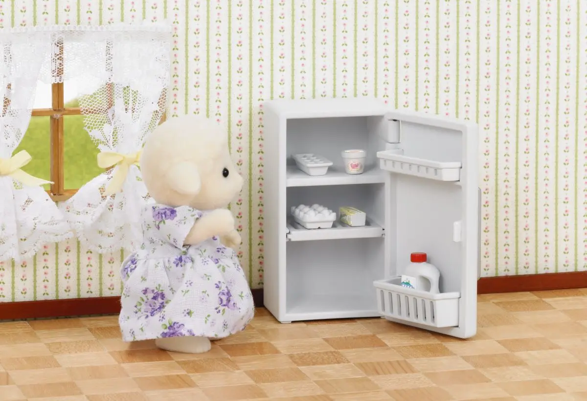 Дома и аксессуары для фигурок Холодильник - фото